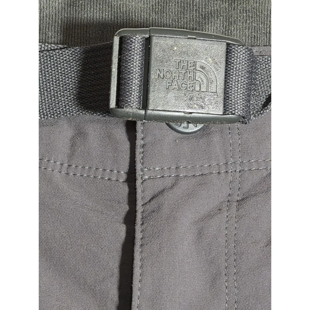 The North Face Mens 38 Black Hiking Shorts Belted Zip Pocket‎ Outdoor Trail A11